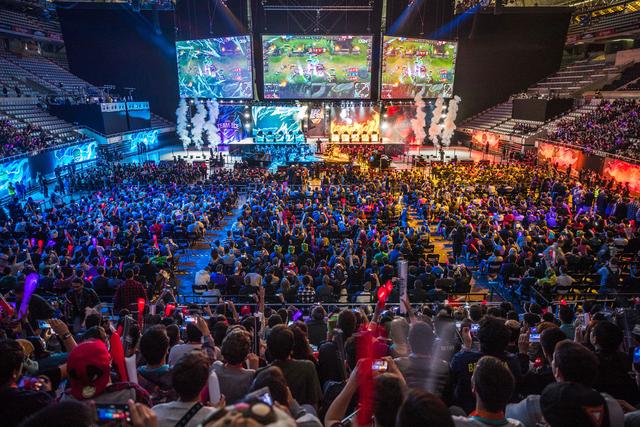 s1mple 将不会因参加 BLAST.tv Austin Major 2025 而获得贴纸