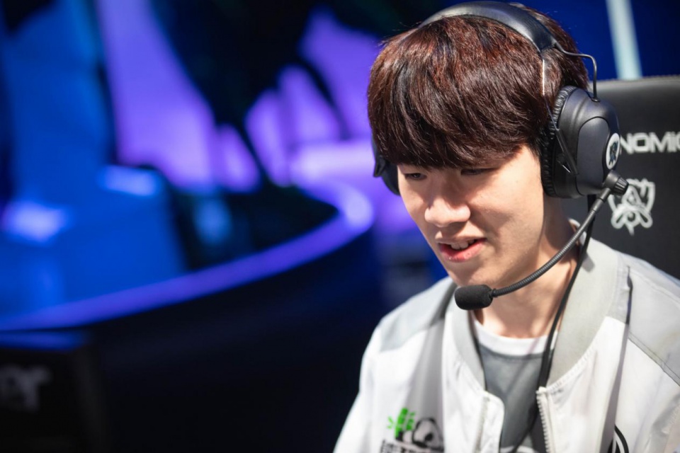 LPL年度最受欢迎选手：TheShy七年里第6次获得此项荣誉